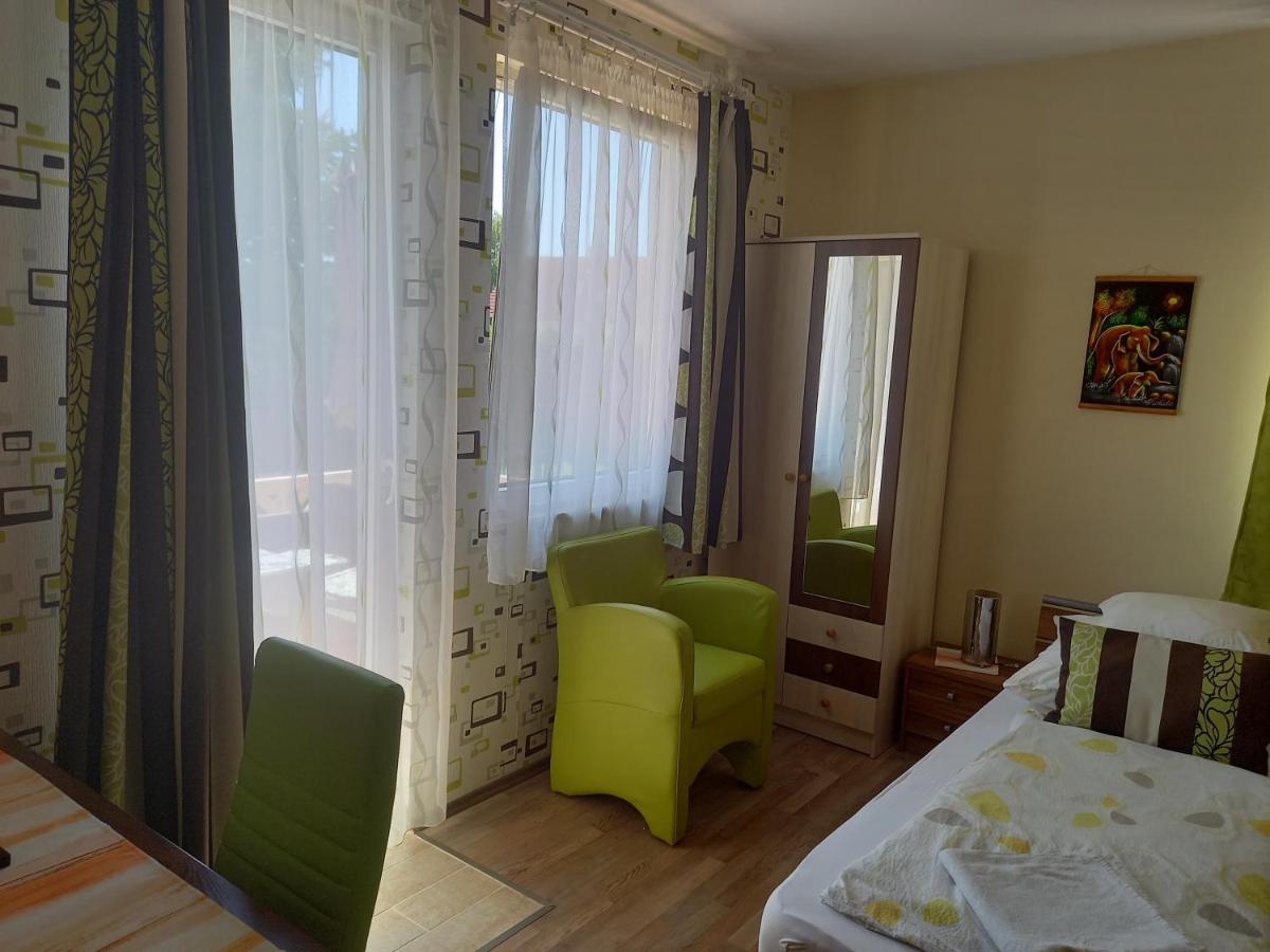 Medea Apartman Bük Exteriör bild